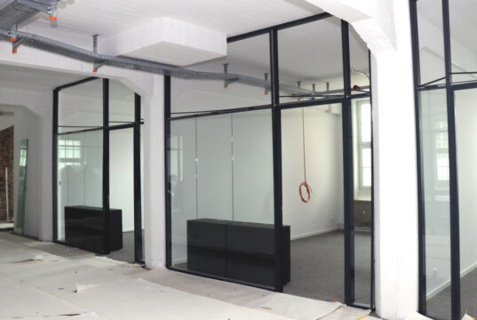 Die orangery Coworking GmbH richtet in Räumen an der Prinzenstraße in Ohligs auf 3.000 Quadratmetern ein neues Coworking Space ein. (Foto: © Bastian Glumm)