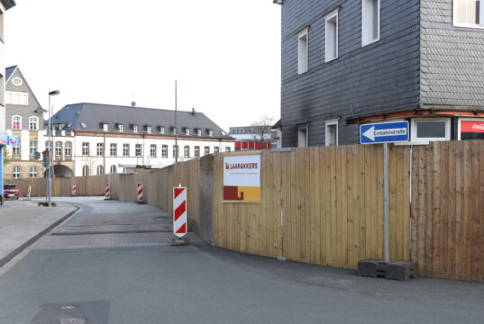 Die Peter-Knecht-Straße muss ab kommendem Dienstag, 28. September, erneut gesperrt werden. (Archivfoto: © Bastian Glumm)