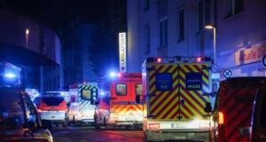 Am Freitagabend wurden auf dem Fronhof in der Innenstadt in Solingen bei einem Amoklauf mit einem Messer mindestens drei Menschen getötet. (Foto: © Tim Oelbermann)