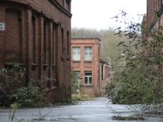 Wenn diese Mauern reden könnten, sie hätten sicherlich einiges zu erzählen. Im März bietet die Wirtschaftsförderung historische Erlebnistouren über das Rasspe-Areal an. (Archivfoto: B. Glumm)