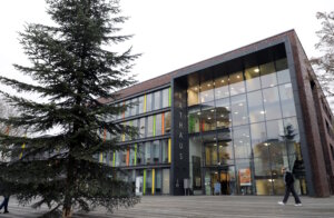 Die Rathaus-Tanne stammt aus dem Solinger Forst. (Foto: © Bastian Glumm)