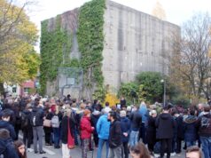 Am 9. November wird auf dem Hof des Gymnasiums Schwertstraße der Opfer der Reichsprogromnacht gedacht. Dort, wo bis zur Pogromnacht die Solinger Snagoge stand, errichteten die Nationalsozialisten einen Hochbunker. (Archivfoto: © Bastian Glumm)