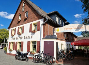 Das Restaurant "Zum Vater Rhein" in Monheim ist ein beliebtes Ausflugsziel. (Foto: © Bastian Glumm)