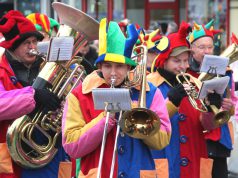 Der nächste Rosenmontagszug wird am 12. Februar 2018 durch die Solinger Innenstadt ziehen. Das teilt jetzt der Festausschuss Solinger Karneval mit. (Archivfoto: © B. Glumm)