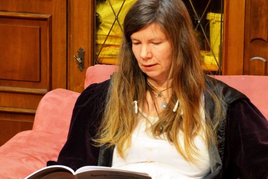 Die Solinger Autorin Saga Grünwald stellt am Sonntag ihr neues Buch vor. (Archivfoto: © Martina Hörle)