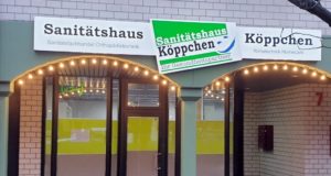 Noch sind die Schaufenster der neuen Filiale des Sanitätshauses Köppchen in Leichlingen verklebt. Denn feierlich eröffnet wird erst kommende Woche. (Foto: © Sanitätshaus Köppchen)