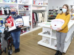 Auch in der Filiale in Leichlingen bietet das Sanitätshaus Köppchen seinen Kundinnen und Kunden gesunde Weihnachtsgeschenke an. (Foto: © Bastian Glumm)