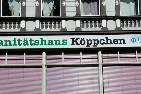 Am Samstag lädt das Ohligser Sanitätshaus Köppchen zu einem ganz besonderen Aktionstag für Rollstuhlfahrer ein. (Archivfoto: © B. Glumm)