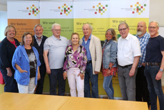 Der Aufsichtsrat der Spar- und Bauverein Solingen eG: v.li. Heike Bensberg, Marina Dobbert, Rainer Birkendahl, Hans-Peter Harbecke, Angelika Witoch, Dietmar Gaida, Heike Neundörfer, Jürgen Albermann, Andreas Becker und Michael Schmiedel. Es fehlt: Bernhard Müller. (Foto: © SBV Solingen)