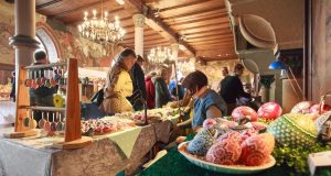 Zum 23. Ostermarkt lädt am Samstag und am Sonntag Schloss Burg ein. (Foto: © Kristina Malis/Schloss Burg)