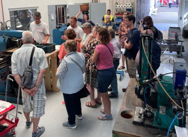 Vier Solinger Unternehmen nahmen am diesjährigen Schneidwaren-Samstag teil. Erstmals mit von der Partie war die Firma Becker, die rund 700 Besucher begrüßen konnte. (Foto: © Becker Solingen)