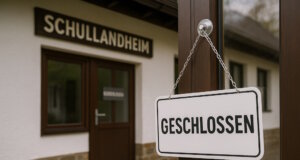 Das Schullandheim Westerburg schließt. Der Schullandheimverein Solingen e.V. hat auf einer außerordentlichen Sitzung beschlossen, den Betrieb des Hauses zum 31. Juli 2026 einzustellen. (Symbolbild: Open AI)
