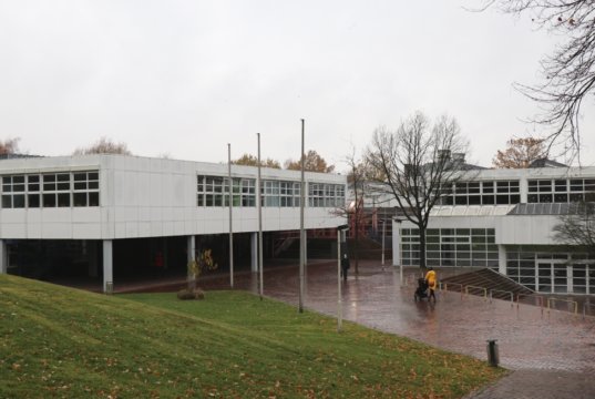 Das Schulzentrum Vogelsang mit Gymnasium und Realschule. (Archivfoto: © Bastian Glumm)