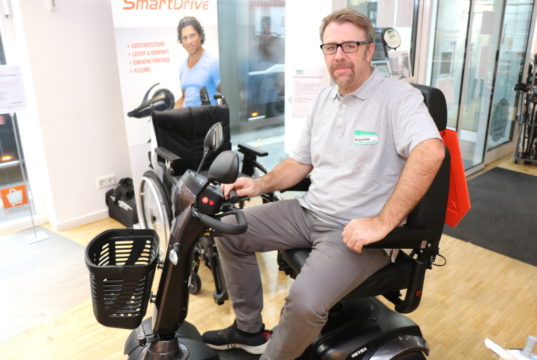 Das Scooter-Modell CL 510 des Herstellers Meyra verfügt über eine bequeme Sitzheizung. (Foto: © Bastian Glumm)