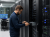 Moderne Serverlösungen: Effizienzsteigerung für kleine und mittelständische Unternehmen Für kleine und mittelständische Unternehmen ist eine leistungsfähige Serverinfrastruktur entscheidend, um Geschäftsprozesse effizient zu gestalten und Daten zuverlässig zu verwalten. (Bild: Open AI)