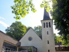 Die Christuskirche in Solingen-Aufderhöhe an der Opladener Straße. (Archivfoto: © Martina Hörle)