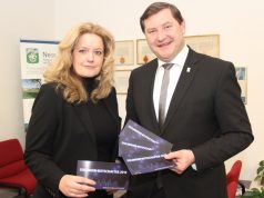 Freuen sich auf den Empfang zu Ehren der "Solingen-Botschafter" im Restaurant Stückgut am 20. Januar: Eventmanagerin Petra Krötzsch und Oberbürgermeister Tim Kurzbach. (Foto: © B. Glumm)