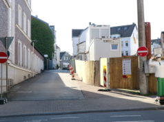 Der Verkehr kann wieder über die Max-Leven-Gasse Richtung Kölner Straße fließen. (Foto: © Bastian Glumm)