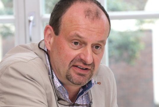 Arnd Krüger ist Kreishandwerksmeister der Kreishandwerkerschaft Solingen-Wuppertal. (Foto: © Bastian Glumm)