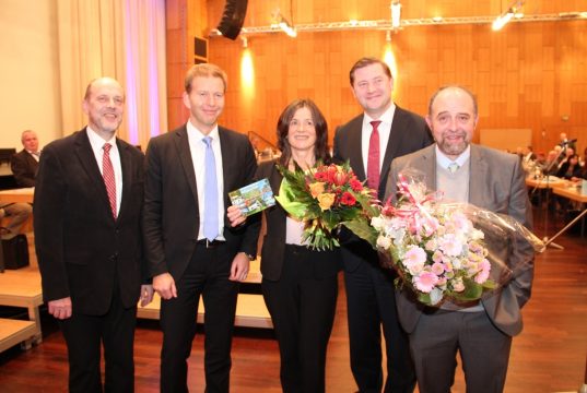 Der Solinger Verwaltungsvorstand reist kommende Woche für zwei Tage nach Gouda: v.li. Stadtdirektor Hartmut Hoferichter, Kämmerer Ralf Weeke, Schuldezernentin Dagmar Becker, Oberbürgermeister Tim Kurzbach und Ordnungsdezernent Jan Welzel. (Archivfoto: © B. Glumm)