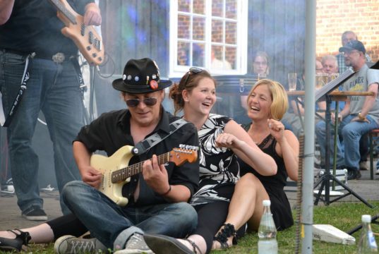 Am kommenden Wochenende steigt in Merscheid wieder das beliebte Sommerfest mit einigen musikalischen und sehr vielen kulinarischen Leckerbissen. (Foto: © Merscheider Männergesangsverein)