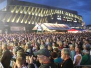 Die Sommerparty "Echt.Scharf.Solingen" 2025 bringt 15 Live-Acts auf den Neumarkt – mit Tony Lindsay, Queen May Rock & mehr. (Archivfoto: © Bastian Glumm)