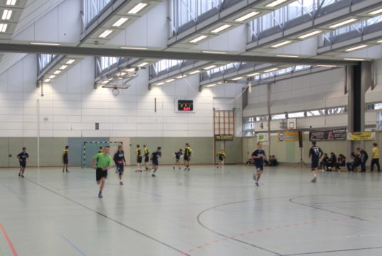 Turn- und Sporthallen, die nicht zu Schulen gehören, stehen den Vereinen ab Montag, 25. Mai, wieder zur Verfügung. (Archivfoto: © Bastian Glumm)