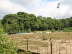 Vom Stadion am Hermann-Löns-Weg wird nicht viel übrig bleiben. Das alterhwürdige Rund wird in Kürze abgerissen. (Foto: © Bastian Glumm)