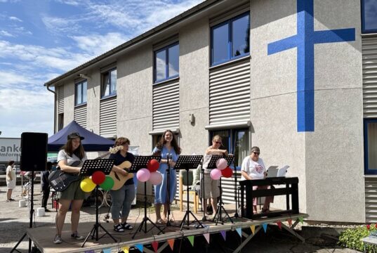 Zum vierten Mal lädt die Evangelische Stadtmission Solingen ihre Nachbarn und Freunde zu einem Sommerfest ein. (Foto: © Ev. Stadtmission Solingen)