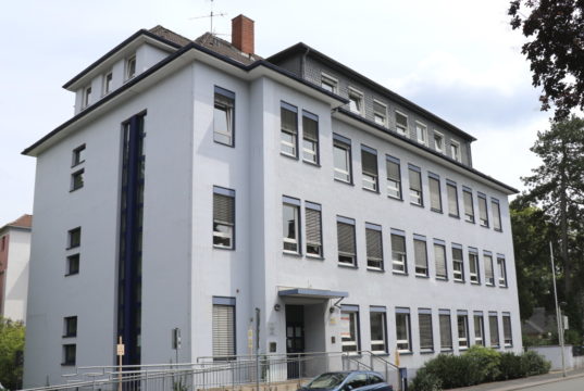 Das Verwaltungsgebäude der Stadt Solingen an der Gasstraße. (Foto: © Bastian Glumm)