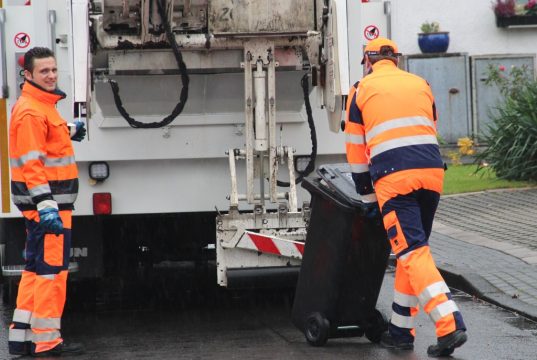 Aufgrund der Feiertage verschiebt sich die Müllabführ. (Archivfoto: © Bastian Glumm)