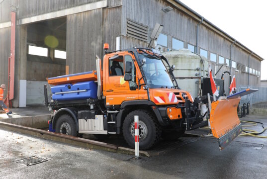 Im kommenden Jahr kommen auf die Solinger deutliche Gebührenerhöhungen zu. Während man in vielen Bereichen sehr viel tiefer in die Tasche greifen muss, wird es in Sachen Winterdienst etwas günstiger. (Foto: © Bastian Glumm)