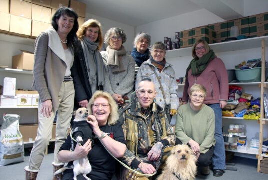 Das ehrenamtliche Team der Solinger Tiertafel freut sich immer über Unterstützung und natürlich auch über Spenden. (Foto: © Sandra Grünwald)