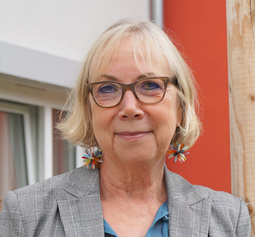 Ulrike Prange leitet das St. Joseph Fachseminar für Altenpflege seit seiner Gründung. Jetzt verabschiedet sich die engagierte Pädagogin in den Ruhestand. (Foto: © Kplus Gruppe)