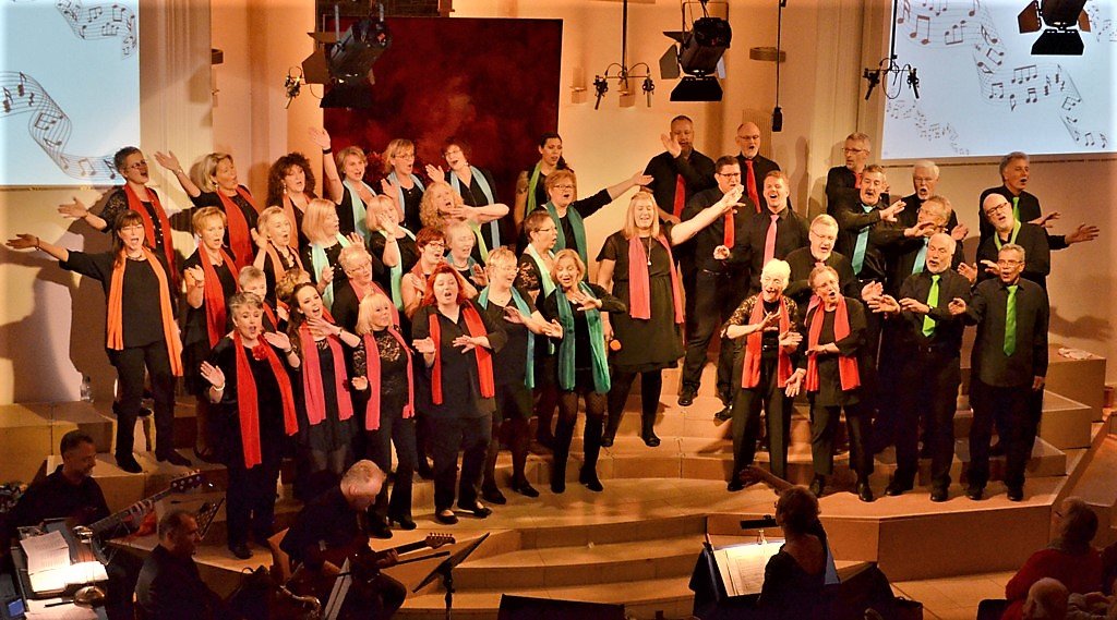 In diesem Jahr gibt der Gospelchor unisono statt vier sogar fünf Konzerte. Die Nachfrage ist riesengroß. Alle Konzerte sind ausverkauft. (Foto: © Martina Hörle)