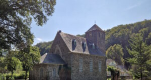 Die evangelische Kirche an der Müngstener Straße in Unterburg. (Foto: © Bastian Glumm)