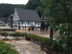 Aufgrund des Hochwasser musste Unterburg am Mittwochabend evakuiert werden., Die dramatische Wetterlage forderte inzwischen ein Todesopfer. (Foto: © Stadt Solingen)