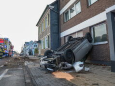 Am Mittwochnachmittag kam es auf der Hildener Straße in Ohligs zu einem Verkehrsunfall, ein 41-Jähriger überschlug sich mit seinem Pkw. (Foto: © Tim Oelbermann)
