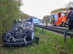 Bei einer Testfahrt mit einem BMW kam es am Mittwochabend gegen 19.50 Uhr zu einem Verkehrsunfall zwischen Kohlfurth und Müngsten. (Foto: © Tim Oelbermann)
