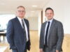 Andreas Otto (li.) und Christian Fried bilden das Vorstands-Team der Volksbank im Bergischen Land. (Foto: © Bastian Glumm)