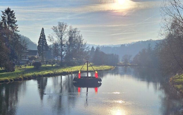 Waldbreitbach, ein idyllisches Dorf im Wiedtal, verwandelt sich vom 30. November 2024 bis zum 26. Januar 2025 in ein wahres Weihnachtswintermärchen. (Foto: © Miriam Köppchen)