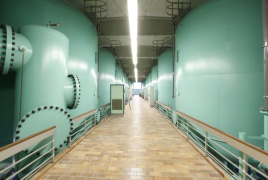 Im Wasserwerk Glüder haben die Stadtwerke Solingen einen Pilotversuch zur Integration einer besonderen Membran gestartet. (Foto: © Stadtwerke Solingen)