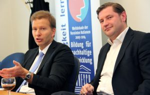 Oberbürgermeister Tim Kurzbach (re.) und Kämmerer Ralf Weeke. (Archivfoto: © Bastian Glumm)