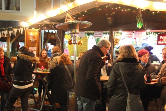 In Solingen öffnen in Kürze die ersten Weihnachts- und Aventsmärkte ihre Pforten. (Archivfoto: © Bastian Glumm)