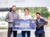 Freuen sich über die gute Platzierung: v.li. Marius Borkenhagen (Startup-Manager Solingen.Business), Preisträger Christian Senfleben und Phil Derichs (Solingen.Business). (Foto: © sdba studios)