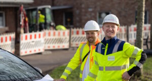 Solingen: Glasfaserausbau in Aufderhöhe für über 8.000 Haushalte Startschuss für den Glasfaserausbau in Solingen-Aufderhöhe: Mit dem Projekt sollen bis 2027 über 8.000 Haushalte und Betriebe an ein leistungsstarkes Netz angeschlossen werden. (Symbolfoto: © Westconnect)