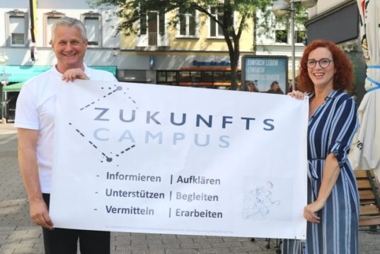 Laden ab Montag wieder zum Zukunfts-Campus Ohligs ein: ISG-Geschäftsführerin Gloria Göllmann und Businesscoach Holger Häde. (Archivfoto: © Bastian Glumm)