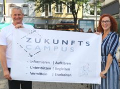 ISG-Geschäftsführerin Gloria Göllmann und Businesscoach Holger Häde laden ab Montag in den Ohligser Zukunfts-Campus ein. (Foto: © Bastian Glumm)